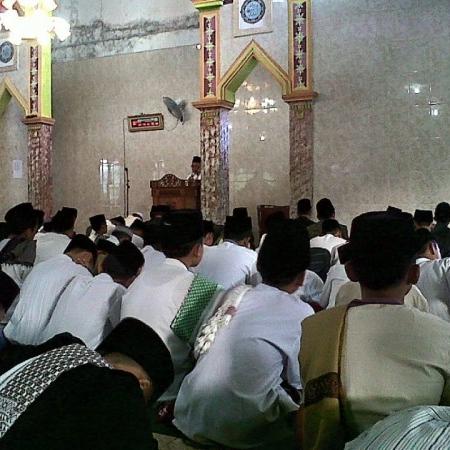 Pelaksanaan Shalat Idul Adha 1437 H di Pesantren Condong